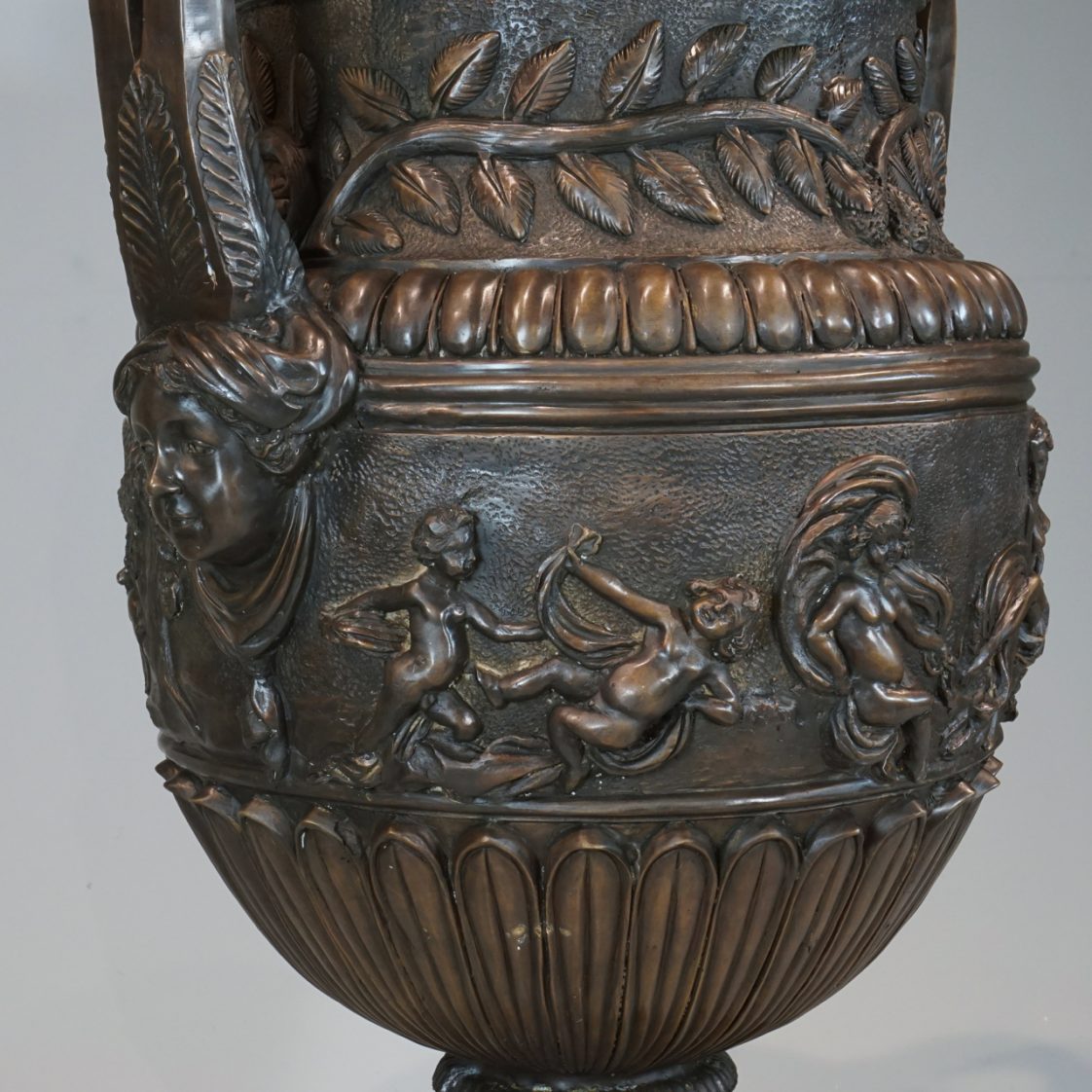 LARGE BRONZE URN Jansen Furniture